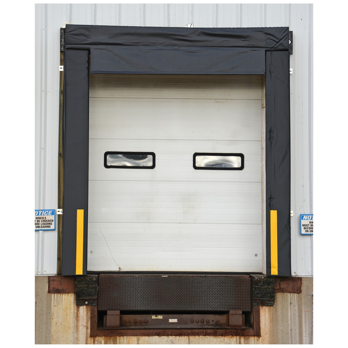 Vestil Dock Seal Projection 8"X9" Door