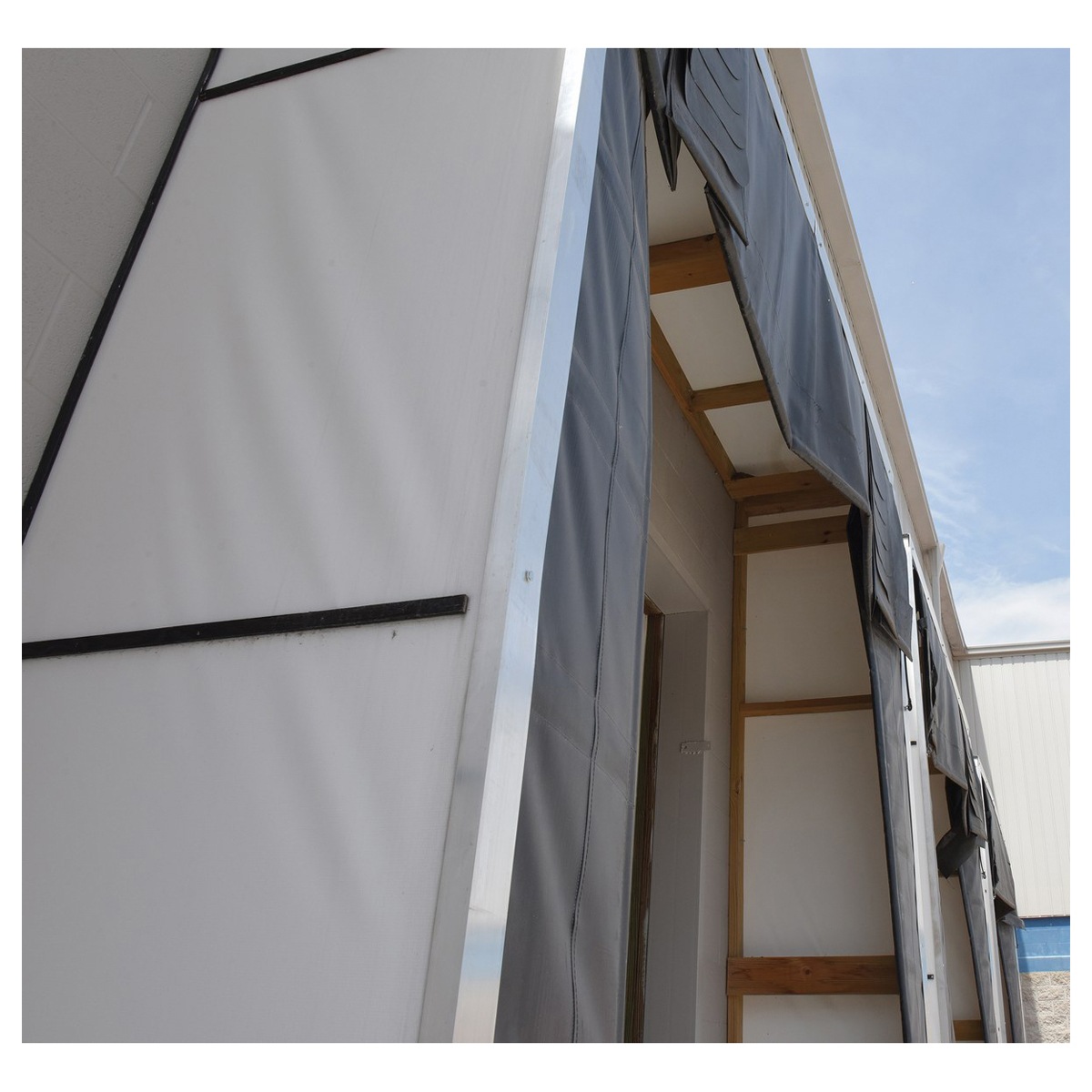 Vestil Dock Shelter Projection 11"X10.5" FT
