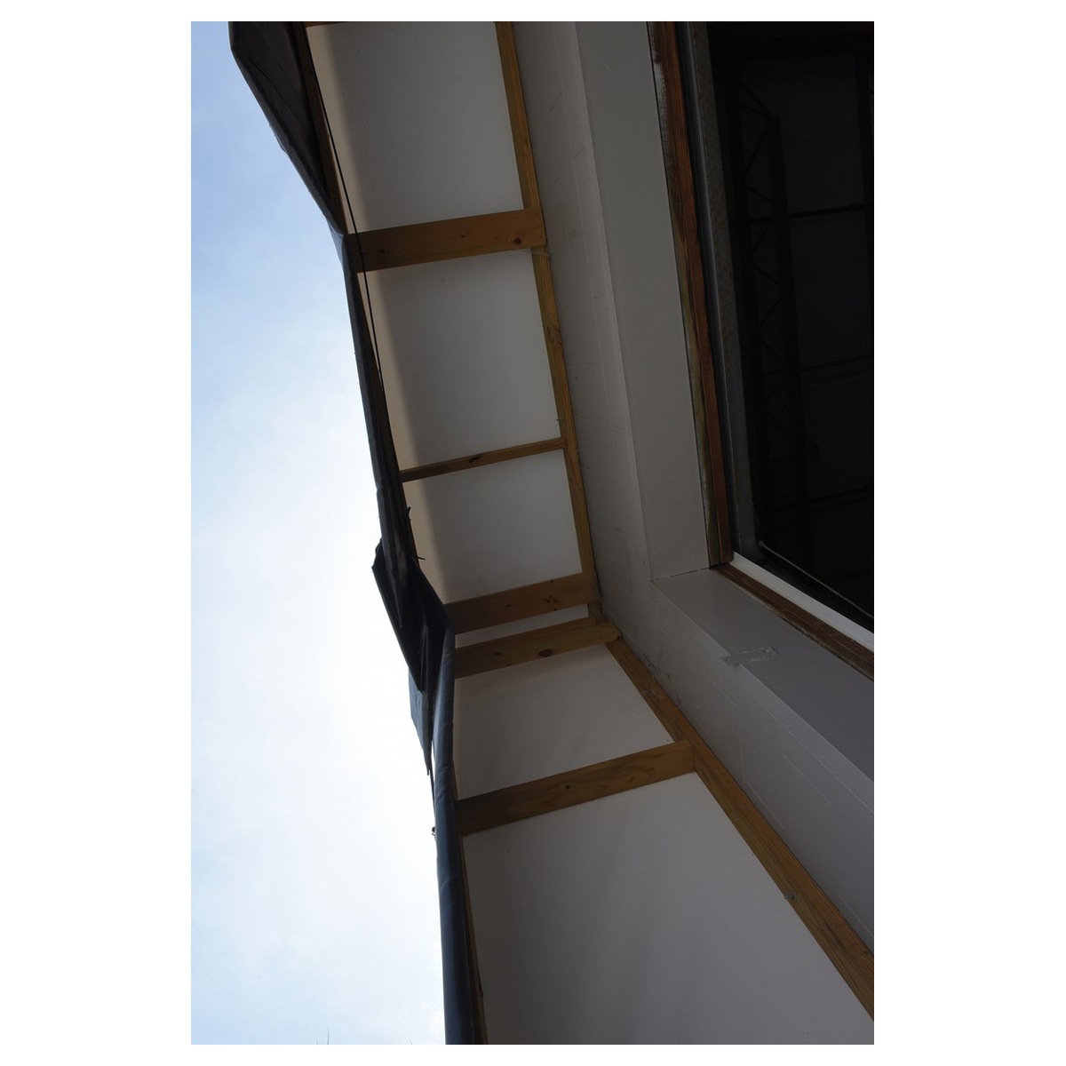 Vestil Dock Shelter Projection 11"X10.5" FT
