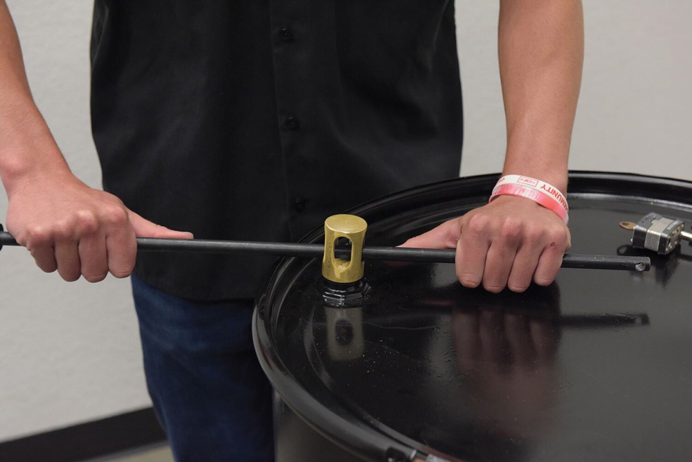 Vestil DDL-55-BRS 3" x 23-1/8" x 3" Brass Double Drum Lock 55 Gallon