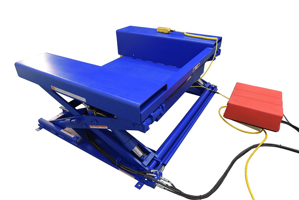 Vestil Steel Electric Hydraulic Ground Lift Table with Tilt - 4000 Lb. Capacity
